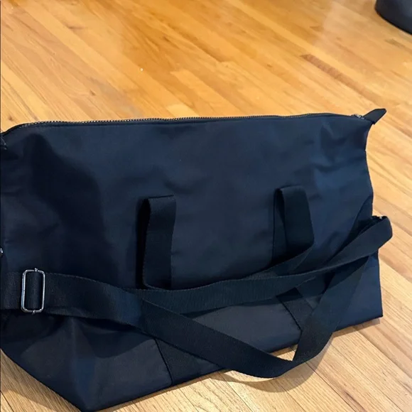 Coach Fragrance Large Black Weekender Duffle Bag Unisex - Picture 5 of 8